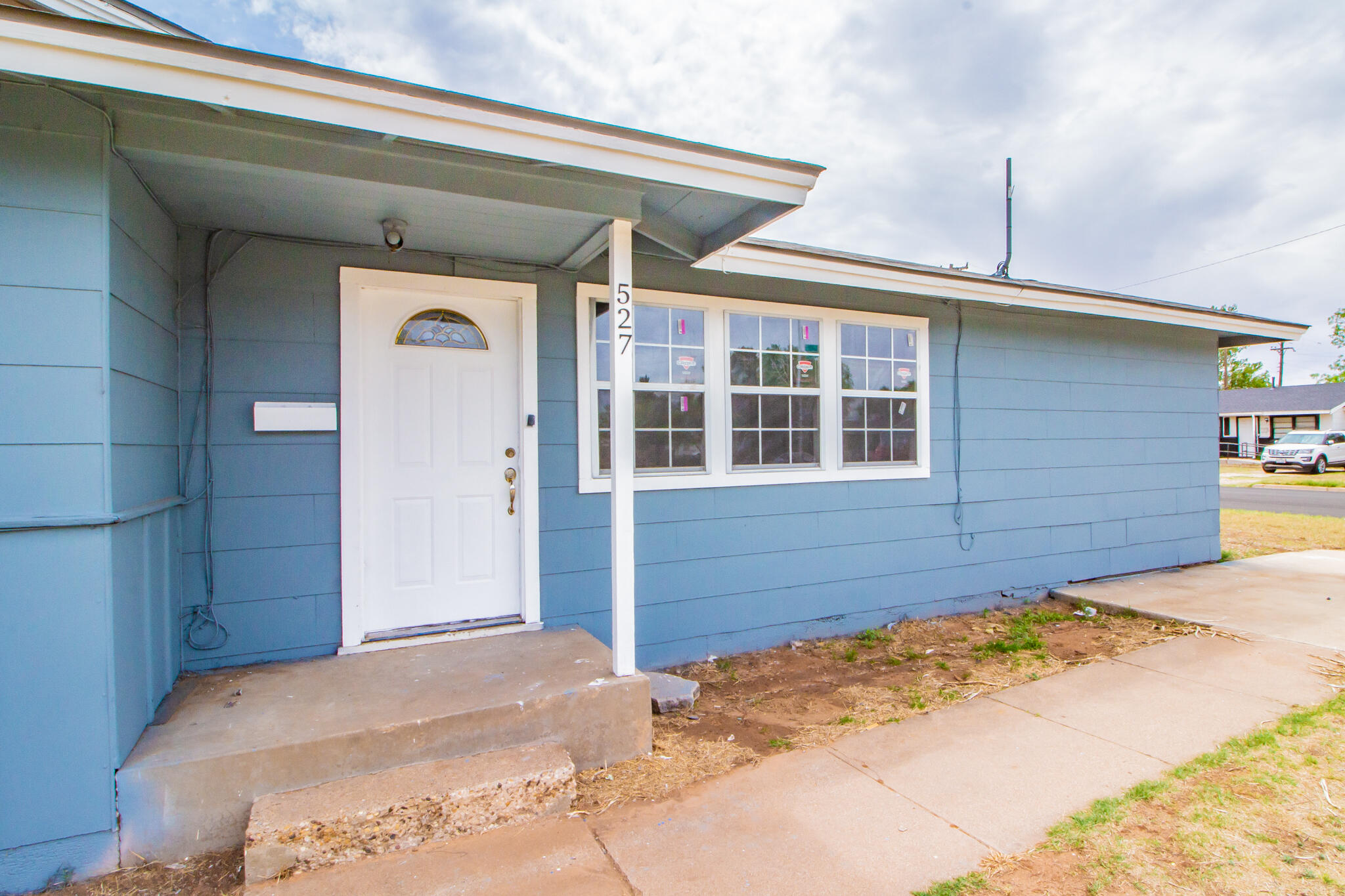 527 51st Street Lubbock, TX 79404 - Photo 3 of 18 IMG_7657
