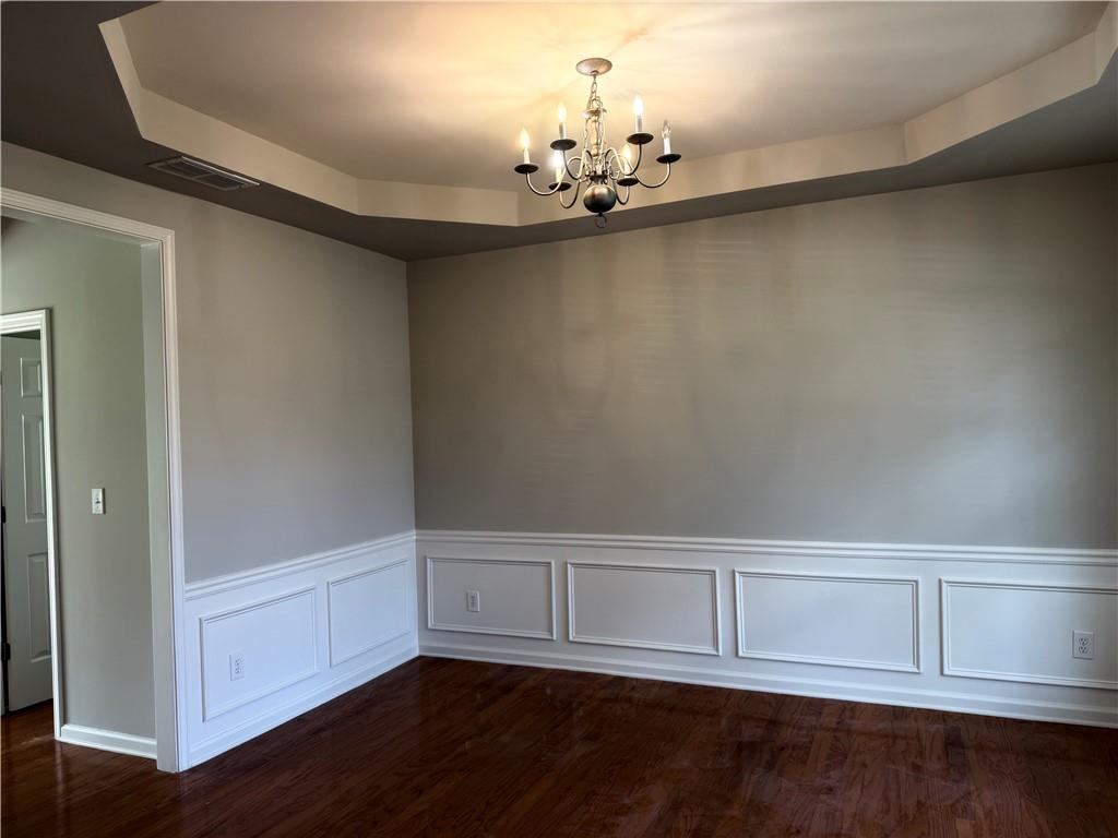 8930 Ruel Lane Suwanee, GA 30024 - Photo 6 of 25 Gallery Image 6