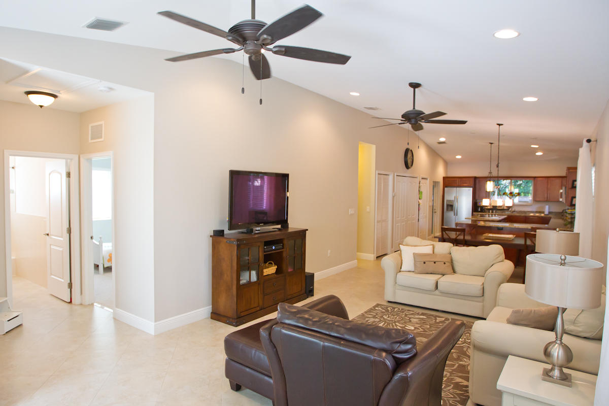 807 Madrid Road Key Largo, FL 33037 - Photo 11 of 22 807_Madrid_038