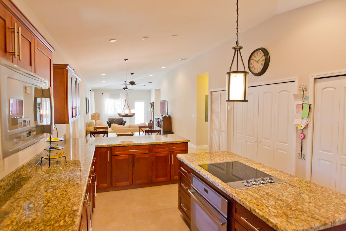 807 Madrid Road Key Largo, FL 33037 - Photo 4 of 22 807_Madrid_080