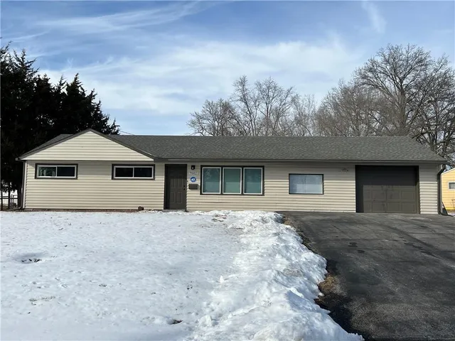 $199,000 | 7002 East 112th Street, Kansas City, MO 64134