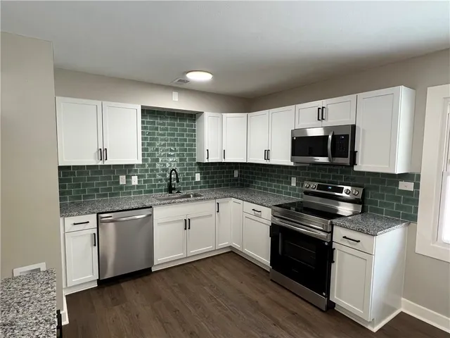 $199,000 | 7002 East 112th Street, Kansas City, MO 64134