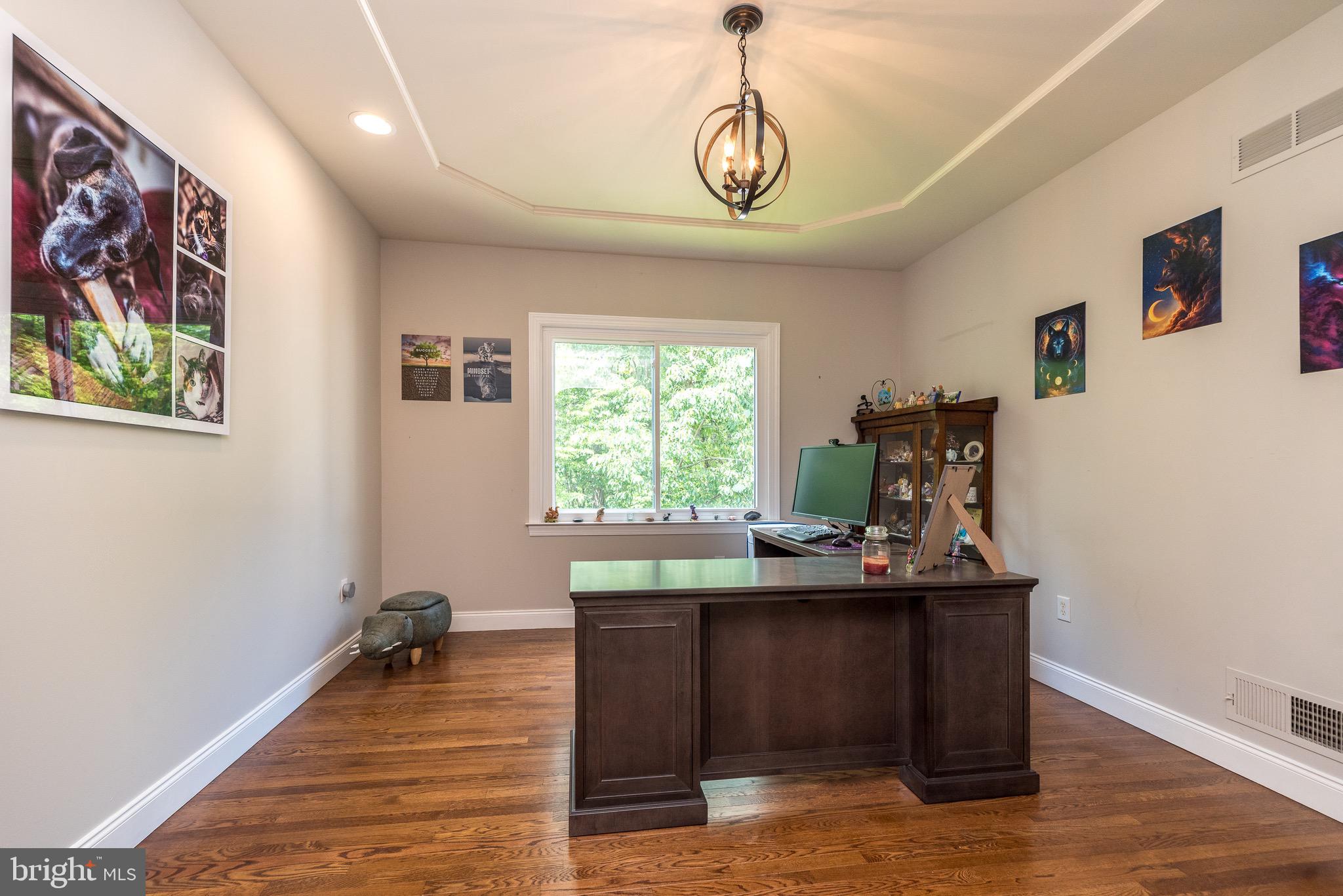 226 Overlook Road Morgantown, PA 19543 - Photo 18 of 63 Or Office Area with Tray Ceiling