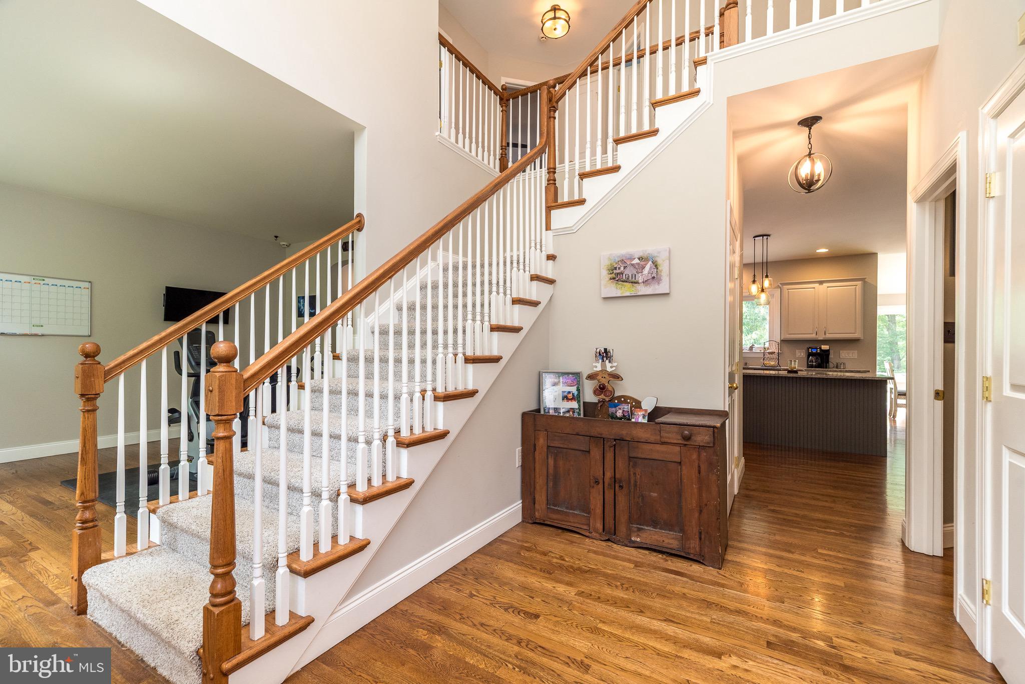 226 Overlook Road Morgantown, PA 19543 - Photo 8 of 63 2 Story Grand Foyer