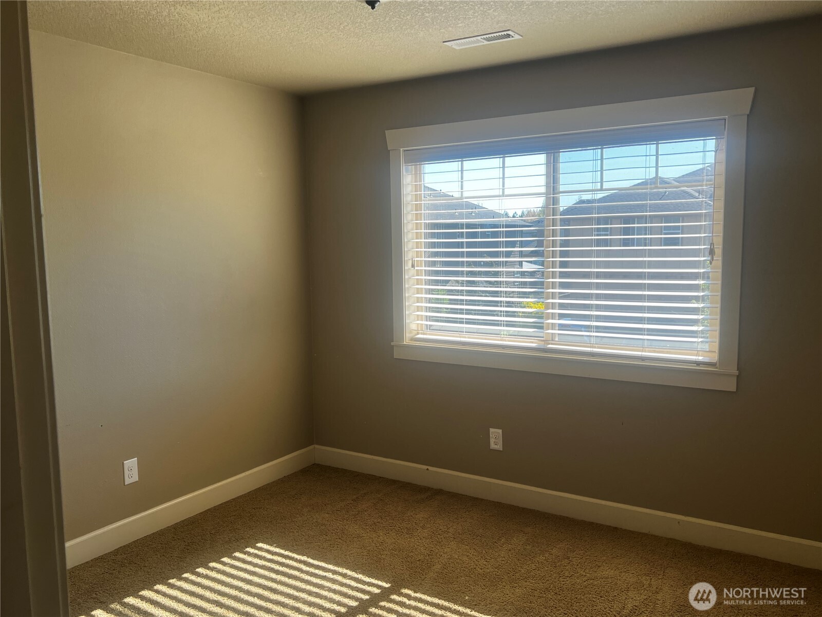 1506 South Dusky Drive Ridgefield, WA 98642 - Photo 8 of 10