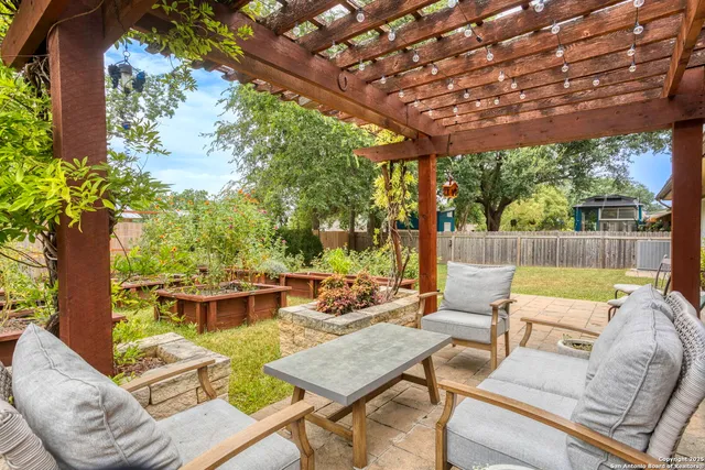 $309,990 | 5334 Walnut Vista Drive, San Antonio, TX 78247