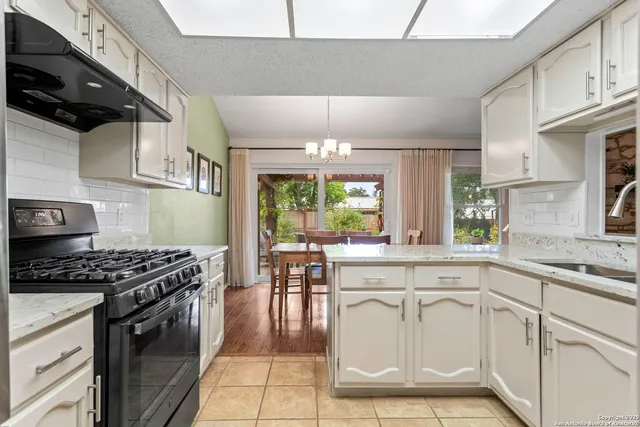 $309,990 | 5334 Walnut Vista Drive, San Antonio, TX 78247