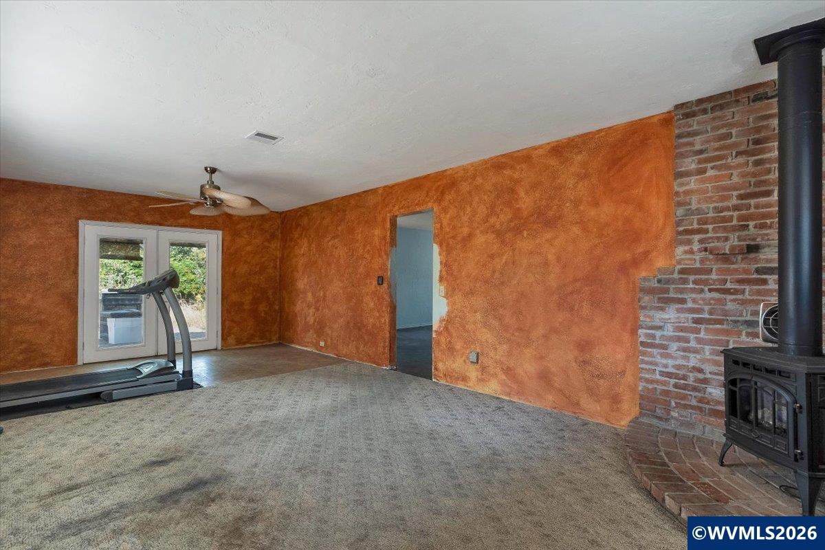 2238 Farmer Road Southeast Jefferson, OR 97352 - Photo 28 of 50 Gallery Image 28