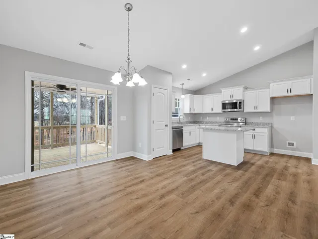 $325,000 | 351 Little Mountain Circle, Inman, SC 29349