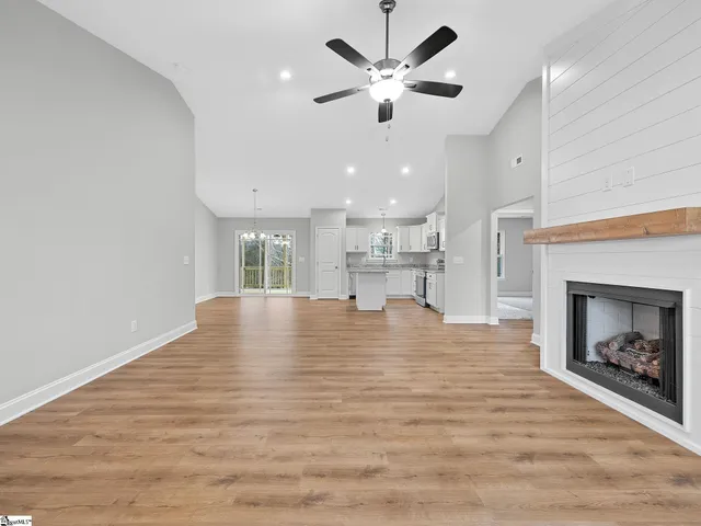 $325,000 | 351 Little Mountain Circle, Inman, SC 29349