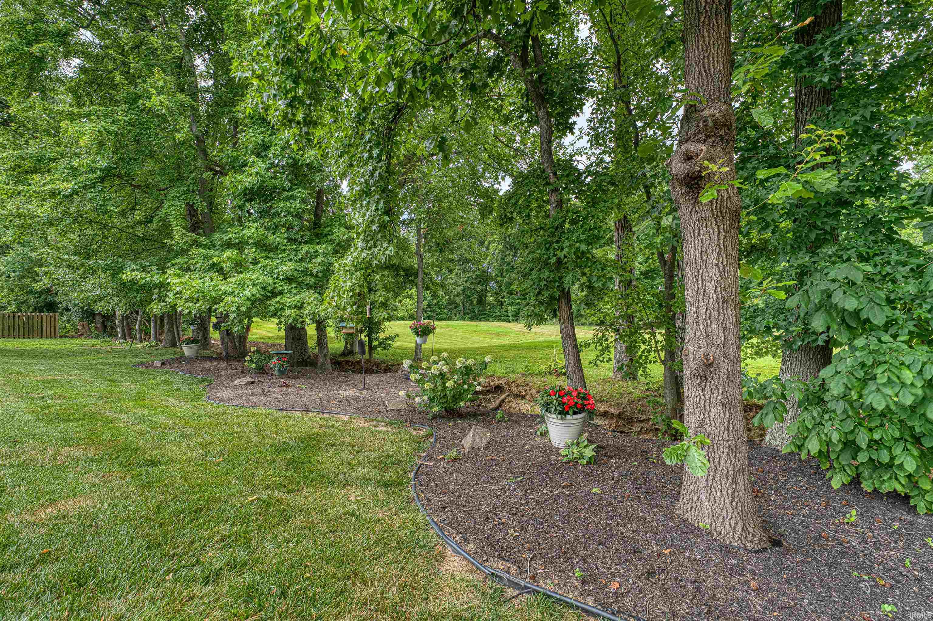 10344 Clippinger Road Evansville, IN 47725 - Photo 2 of 41
