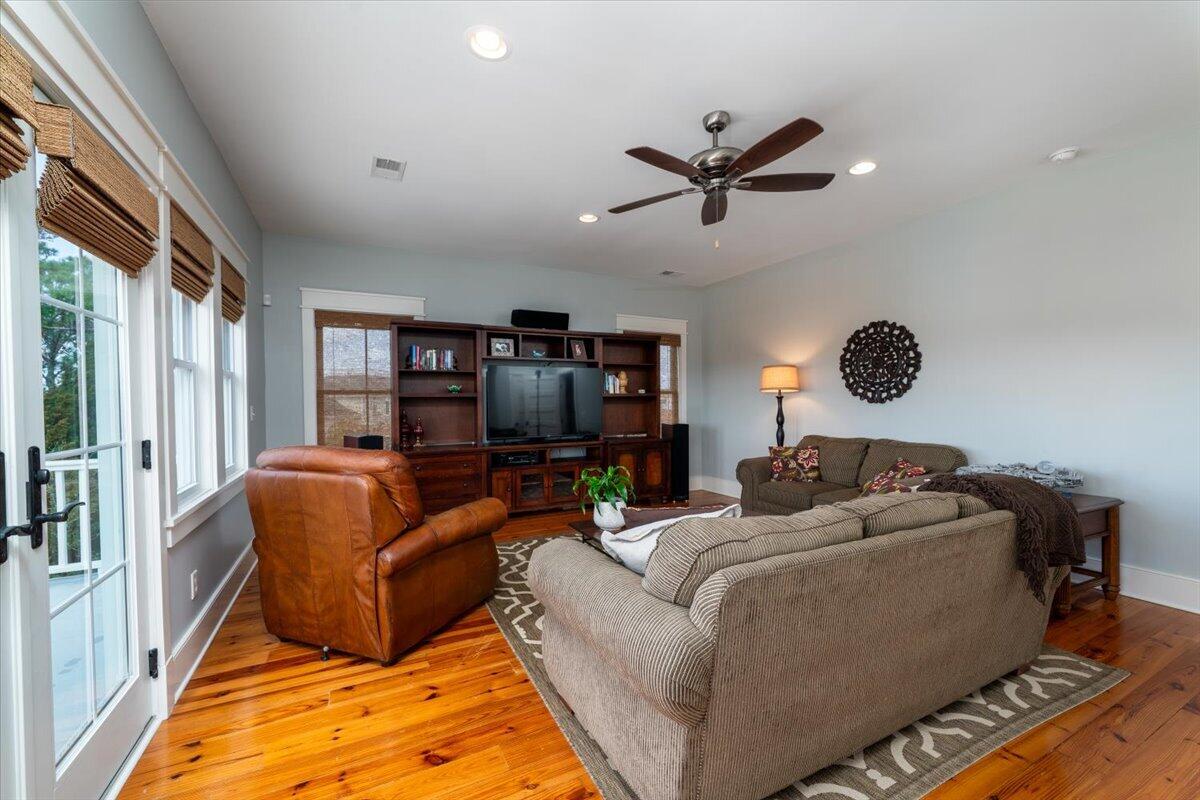 1528 Red Drum Road Mount Pleasant, SC 29466 - Photo 36 of 74 41-528RedDrum_039