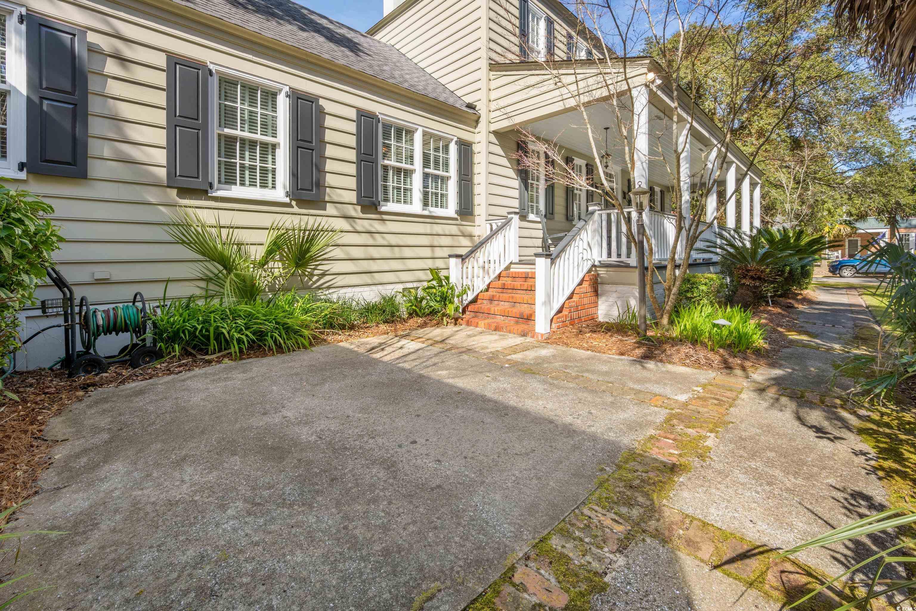 513 Prince Street Georgetown, SC 29440 - Photo 2 of 28