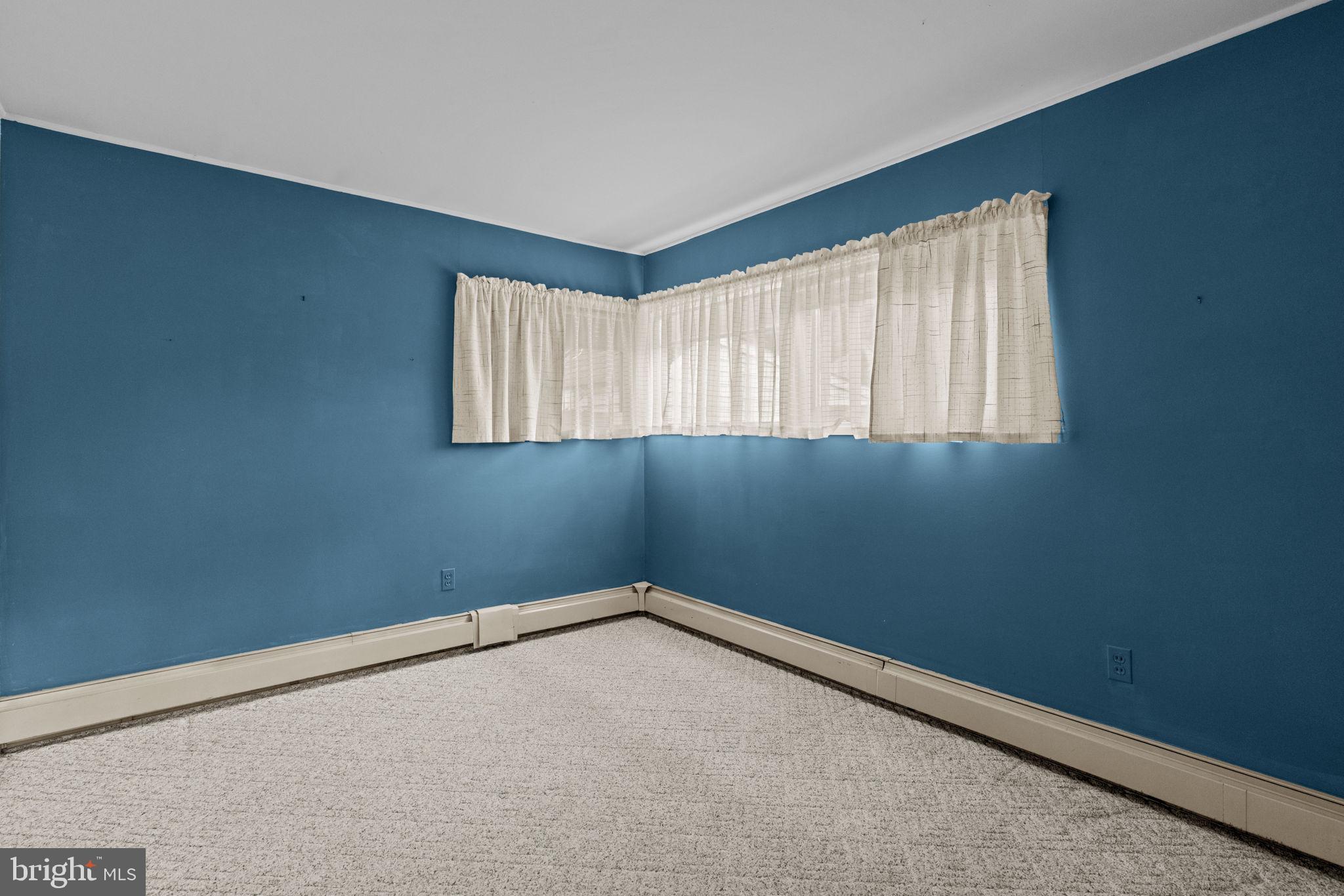 20 Hollow Road Levittown, PA 19056 - Photo 18 of 34 Gallery Image 18