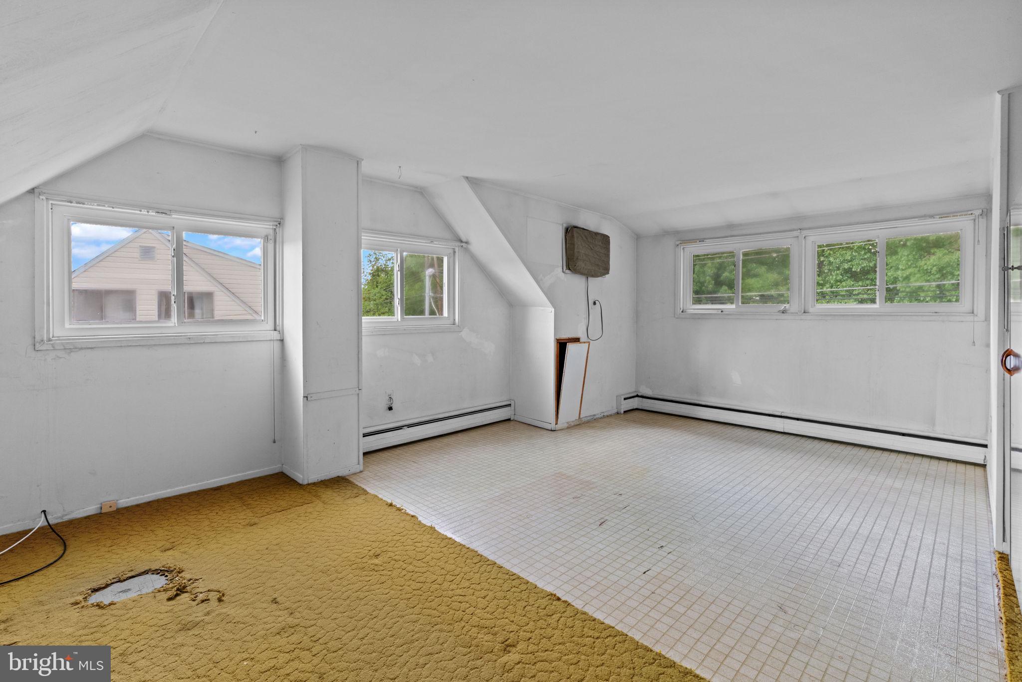 20 Hollow Road Levittown, PA 19056 - Photo 21 of 34 Gallery Image 21