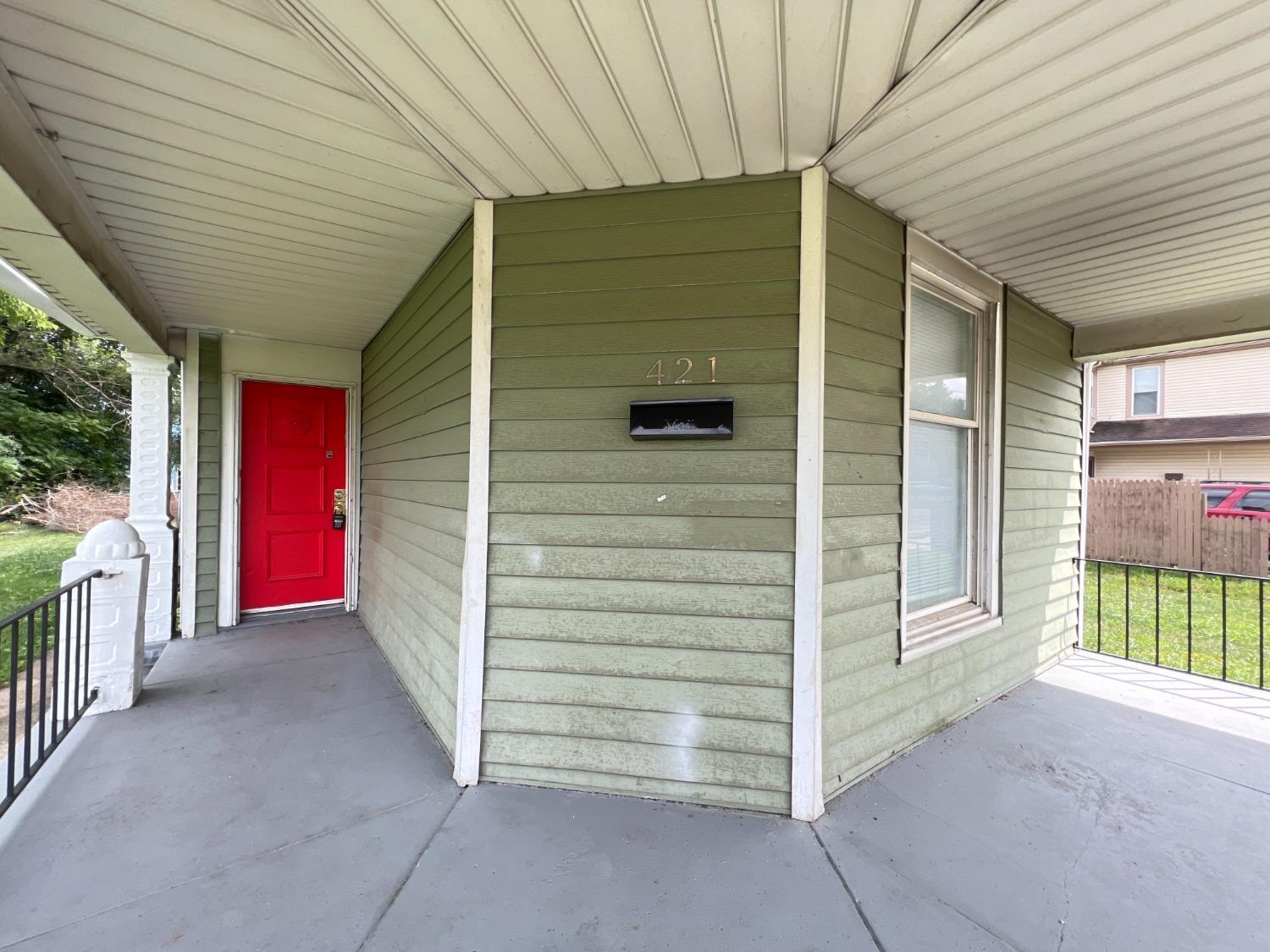 421 Yankee Road Middletown, OH 45044 - Photo 3 of 32 Gallery Image 3