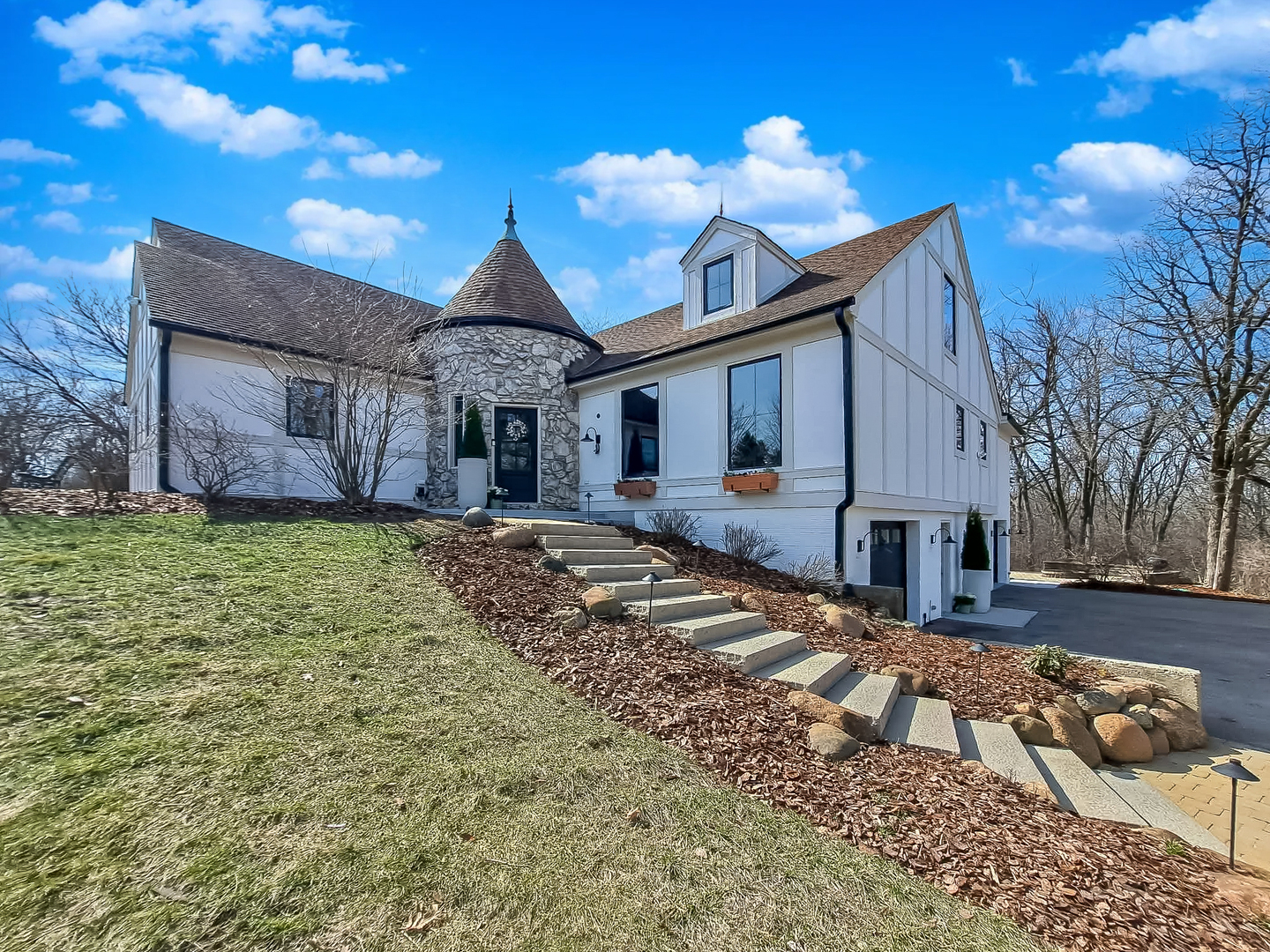 674 Plum Tree Road Barrington Hills, IL 60010 - Photo 2 of 66