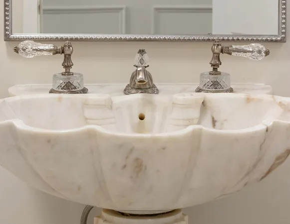 $1,399,000 | 674 Plum Tree Road, Barrington Hills, IL 60010