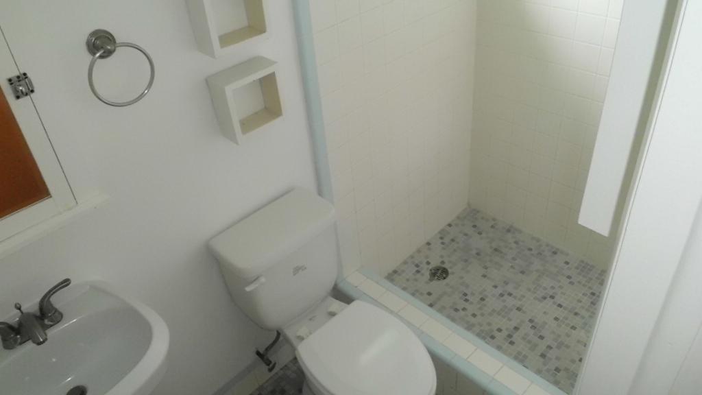 350 West 29th Street Riviera Beach, FL 33404 - Photo 12 of 20 2nd Bath