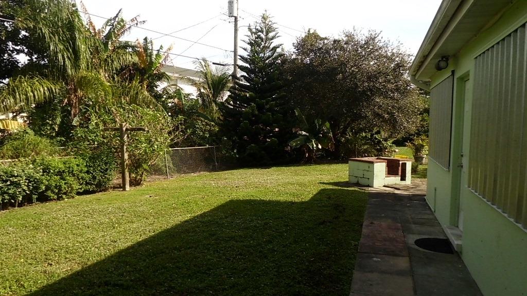 350 West 29th Street Riviera Beach, FL 33404 - Photo 16 of 20 Fenced Back Yard