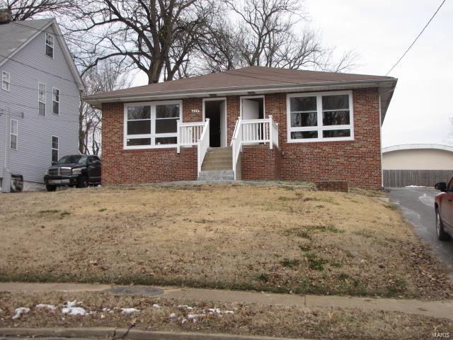 217 Carson Road Ferguson, MO 63135 - Photo 22 of 22 Gallery Image 22