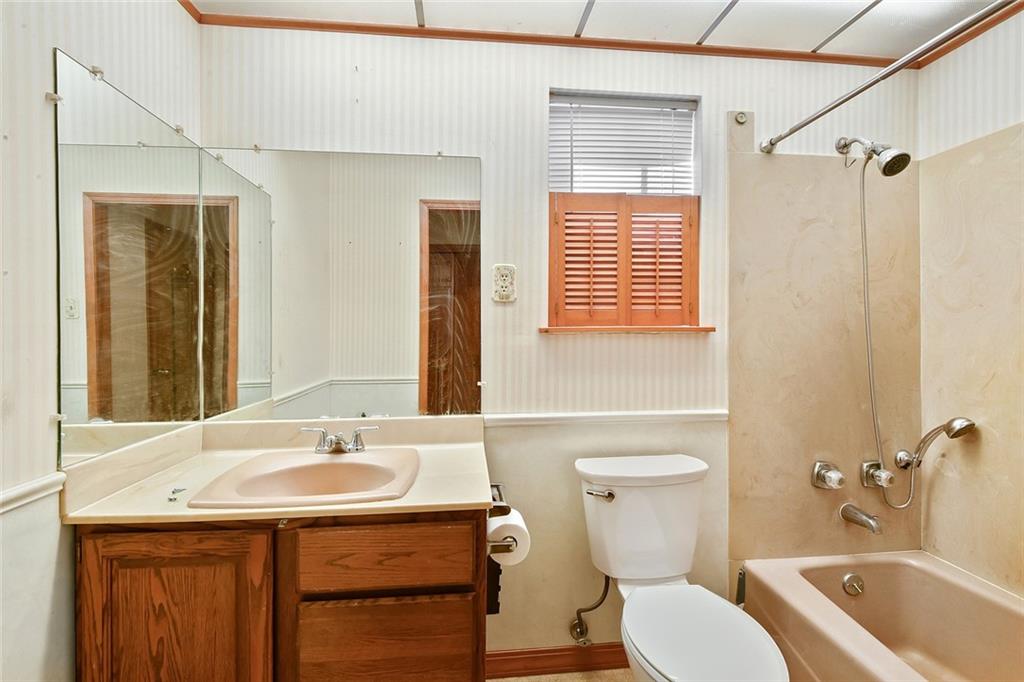 1040 Grey Lane Covington, LA 70433 - Photo 10 of 16