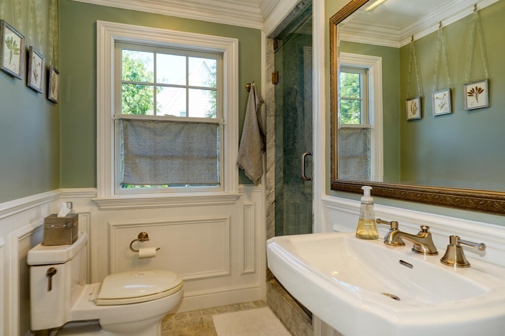 14 Farm Road Belmont, MA 02478 - Photo 18 of 42 Gallery Image 18