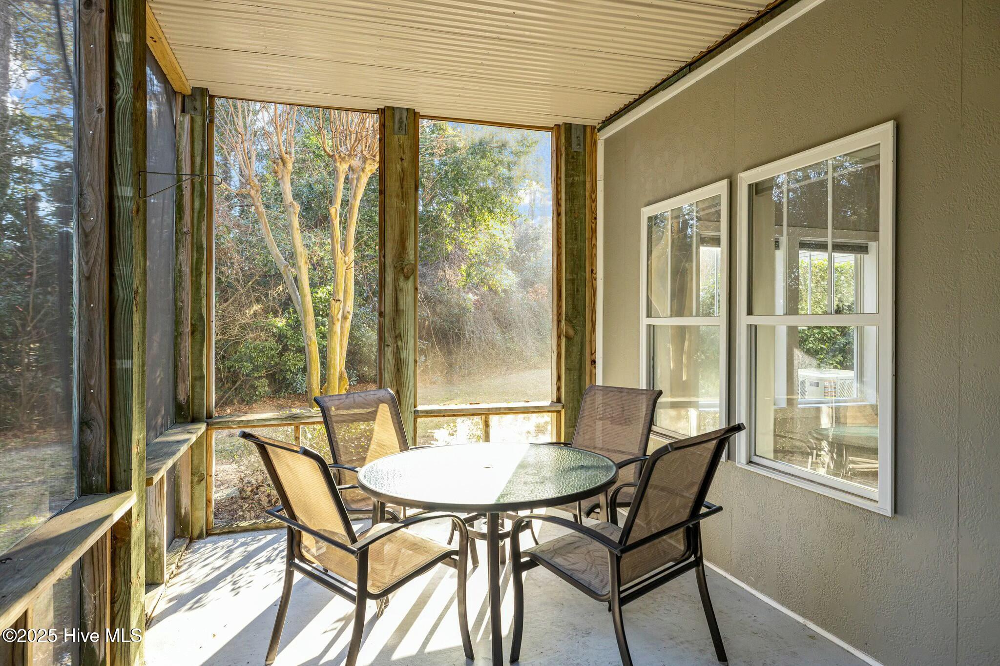 200 Lighthouse Lane, Unit B1 Cedar Point, NC 28584 - Photo 16 of 42 Back Porch
