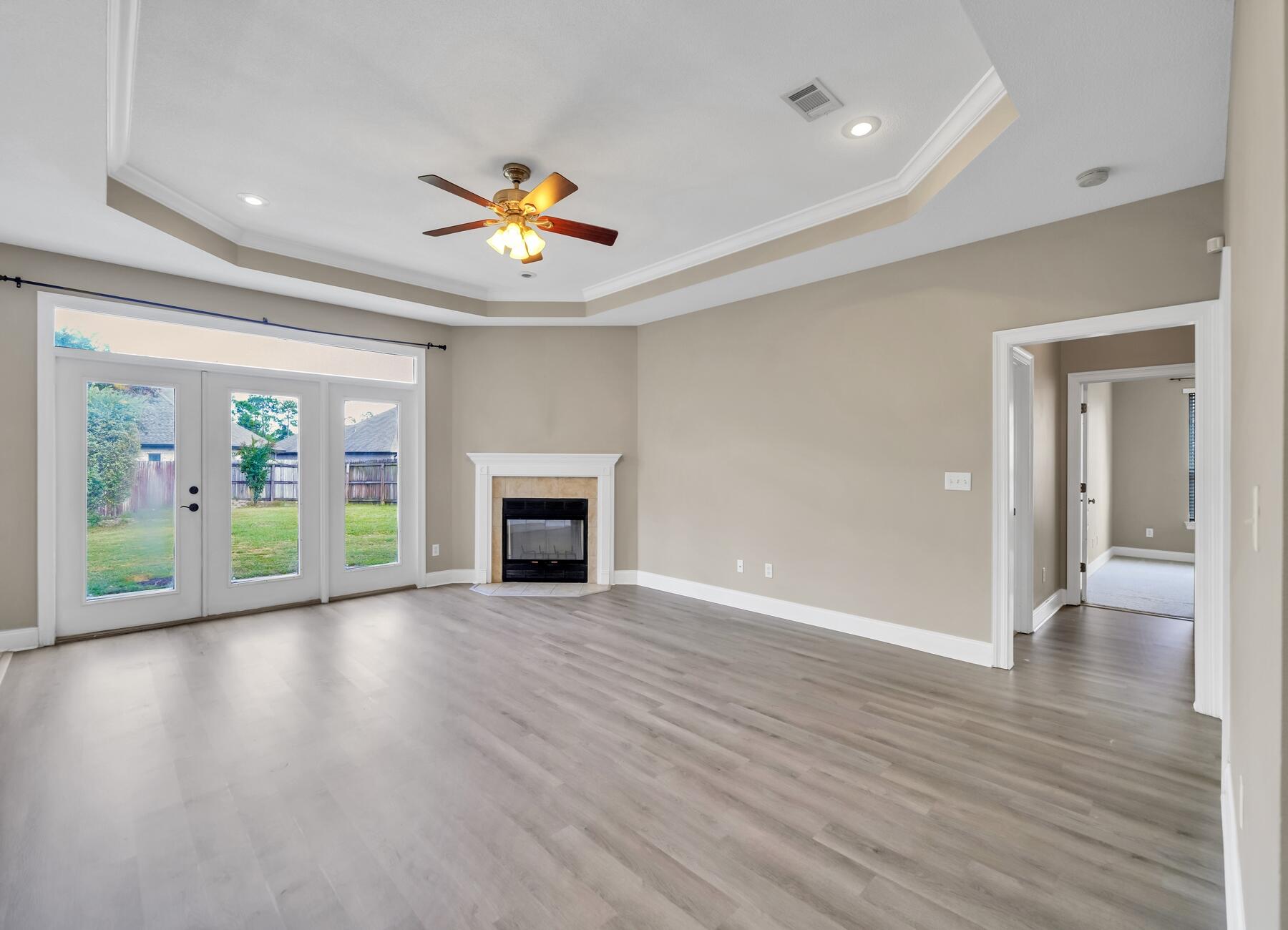 145 Alicia Drive Crestview, FL 32536 - Photo 11 of 31 DSC02377_1