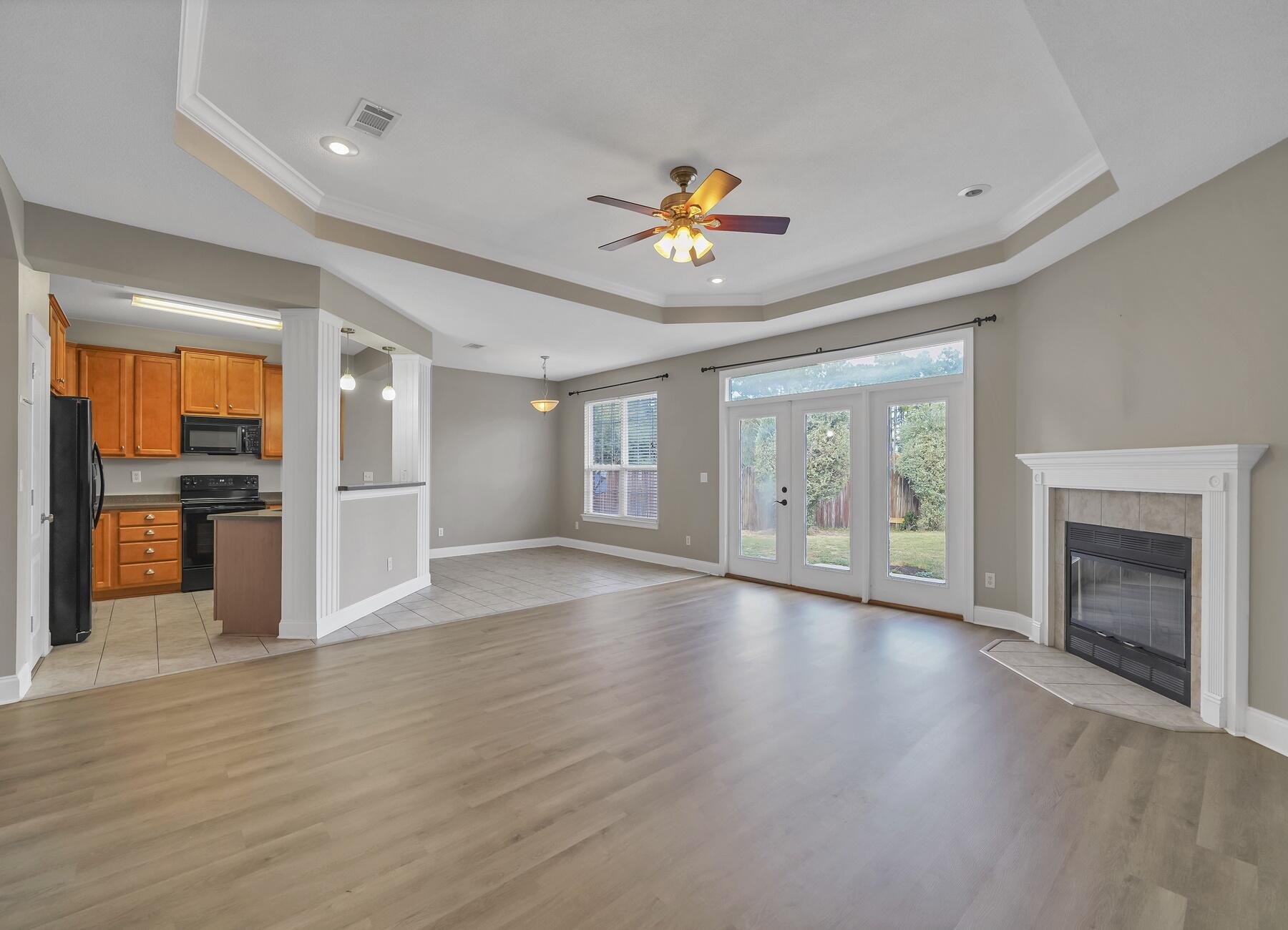 145 Alicia Drive Crestview, FL 32536 - Photo 13 of 31 DSC02387_1