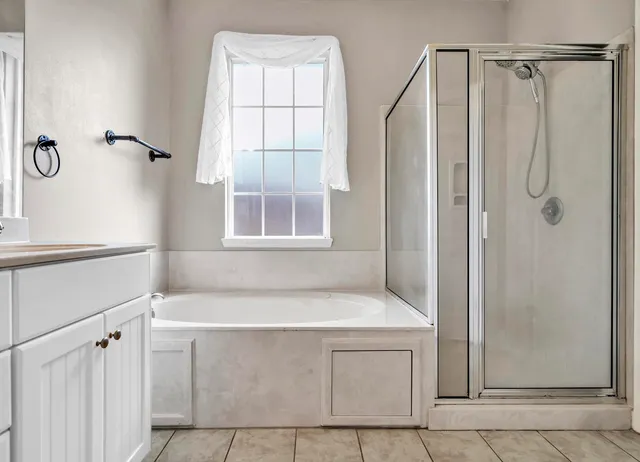 $2,100 | 145 Alicia Drive, Crestview, FL 32536