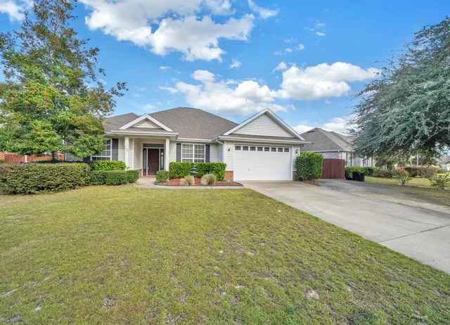 $2,100 | 145 Alicia Drive, Crestview, FL 32536
