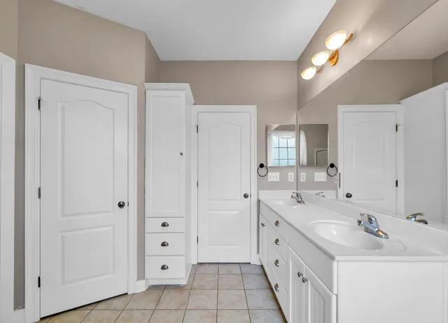 $2,100 | 145 Alicia Drive, Crestview, FL 32536