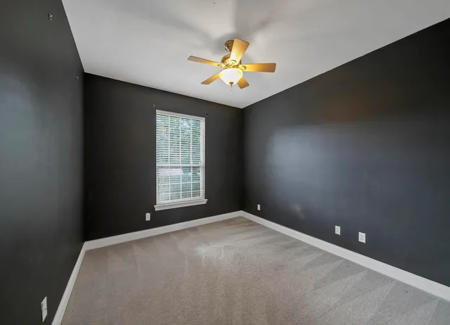 $2,100 | 145 Alicia Drive, Crestview, FL 32536