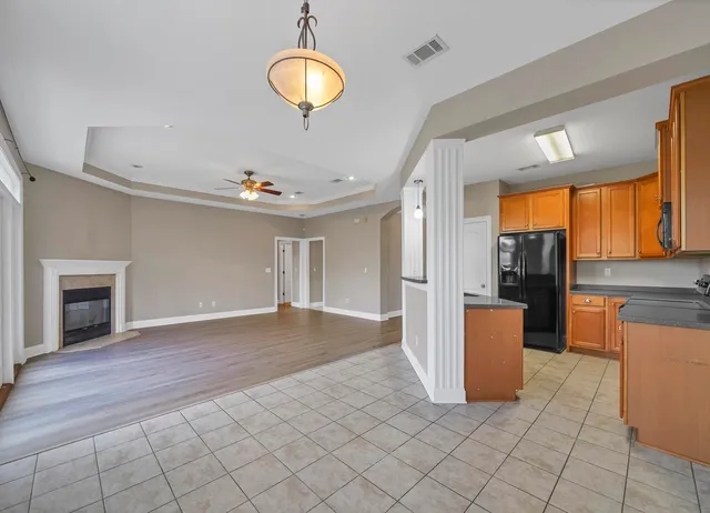 $2,100 | 145 Alicia Drive, Crestview, FL 32536