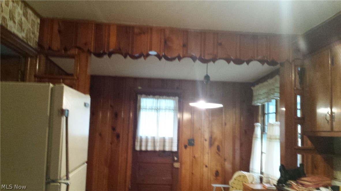 406 Nicholson Road Vermilion, OH 44089 - Photo 5 of 9 Gallery Image 5