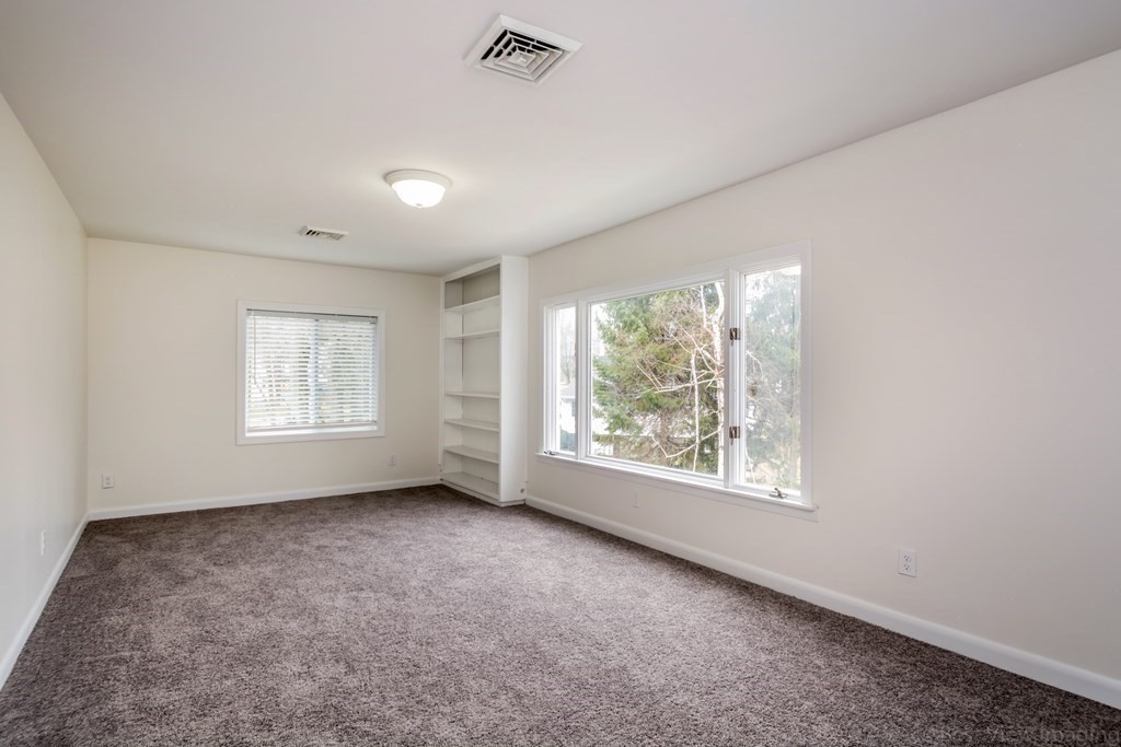 38 Inwood Road Auburn, MA 01501 - Photo 26 of 38 Gallery Image 26
