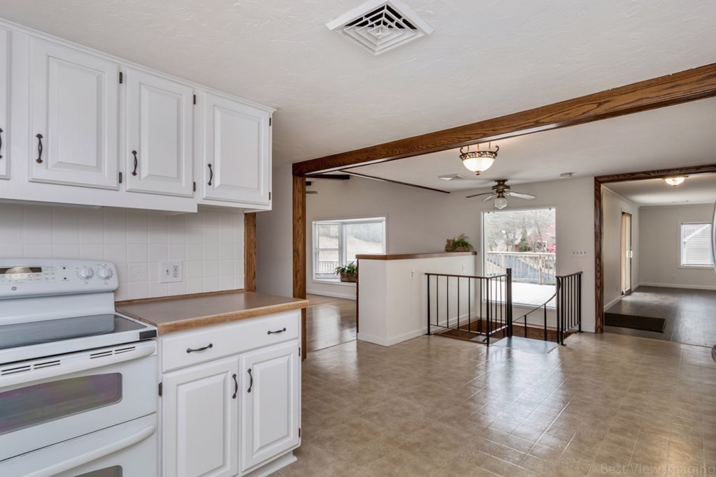 38 Inwood Road Auburn, MA 01501 - Photo 9 of 38 Gallery Image 9
