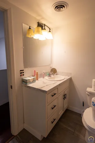 $229,900 | 1729 West Wilman Court, Emporia, KS 66801