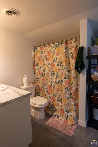 $229,900 | 1729 West Wilman Court, Emporia, KS 66801