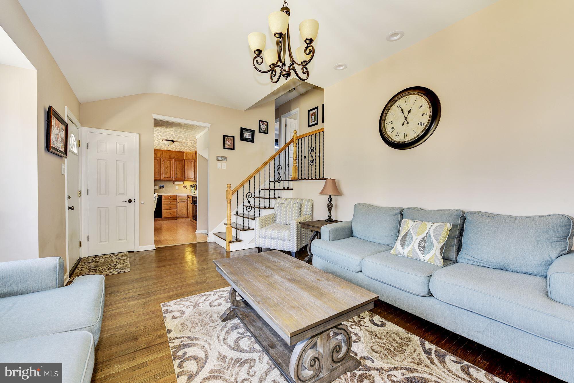 204 Ivy Road Edgewater Park, NJ 08010 - Photo 4 of 24 Living Room
