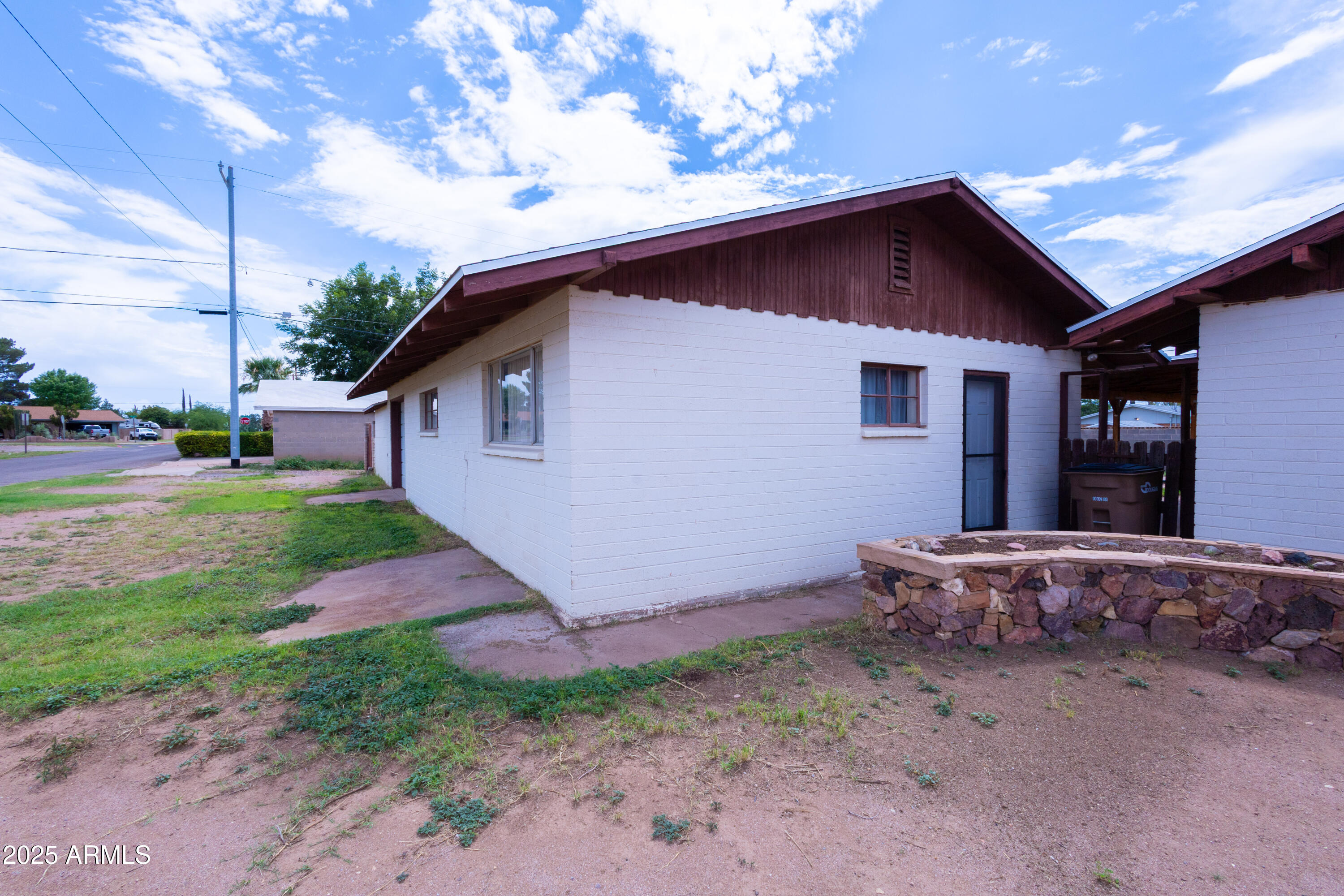 2363 East 13th Street Douglas, AZ 85607 - Photo 11 of 20 Workshop Garage IMG_9465