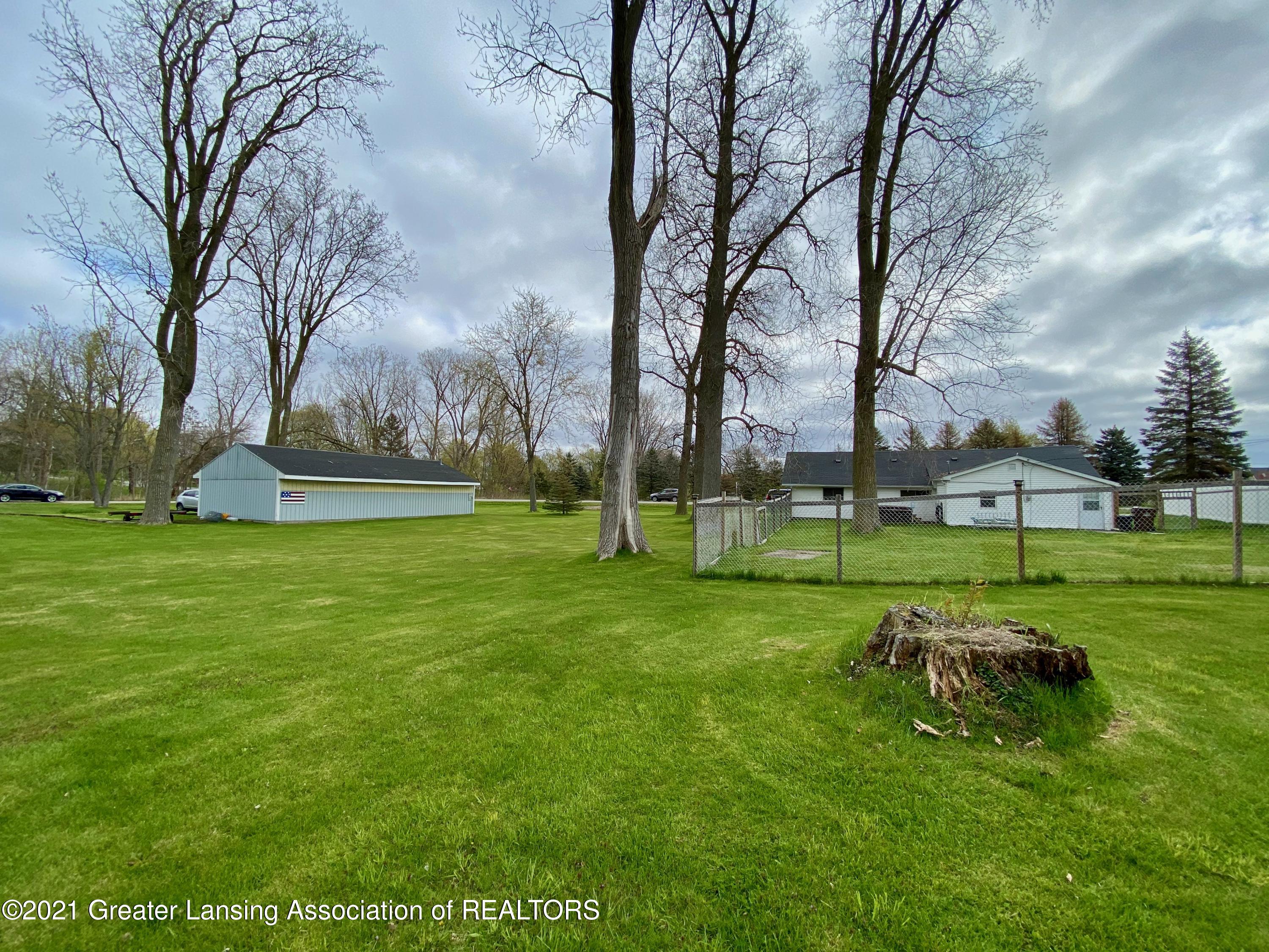 3065 Meridian Road Okemos, MI 48864 - Photo 18 of 30 IMG_4580