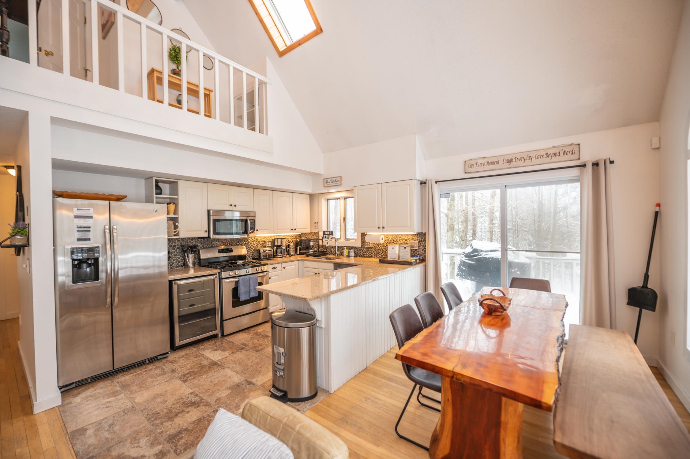 34 Binney Brook Road Wilmington, VT 05363 - Photo 4 of 37