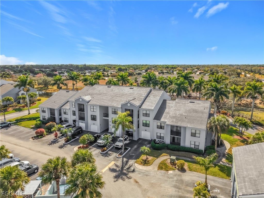 13505 Eagle Ridge Drive, Unit 423 Fort Myers, FL 33912 - Photo 3 of 46