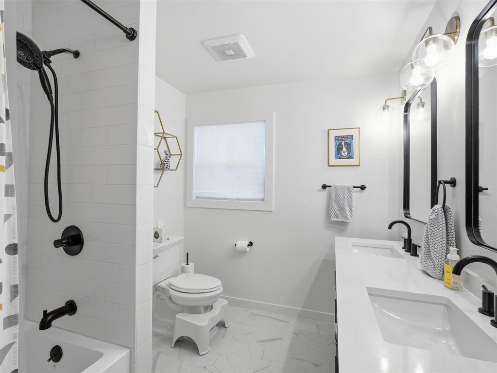 814 Westmount Avenue Dallas, TX 75211 - Photo 19 of 32
