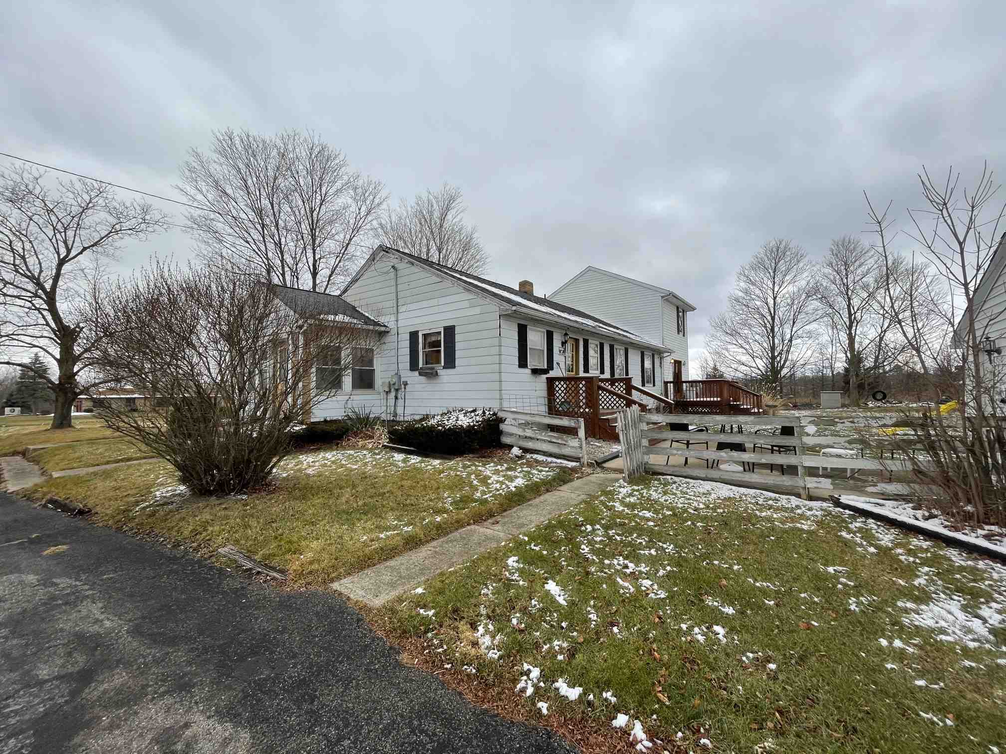 12424 Tonkel Road Fort Wayne, IN 46845 - Photo 1 of 5