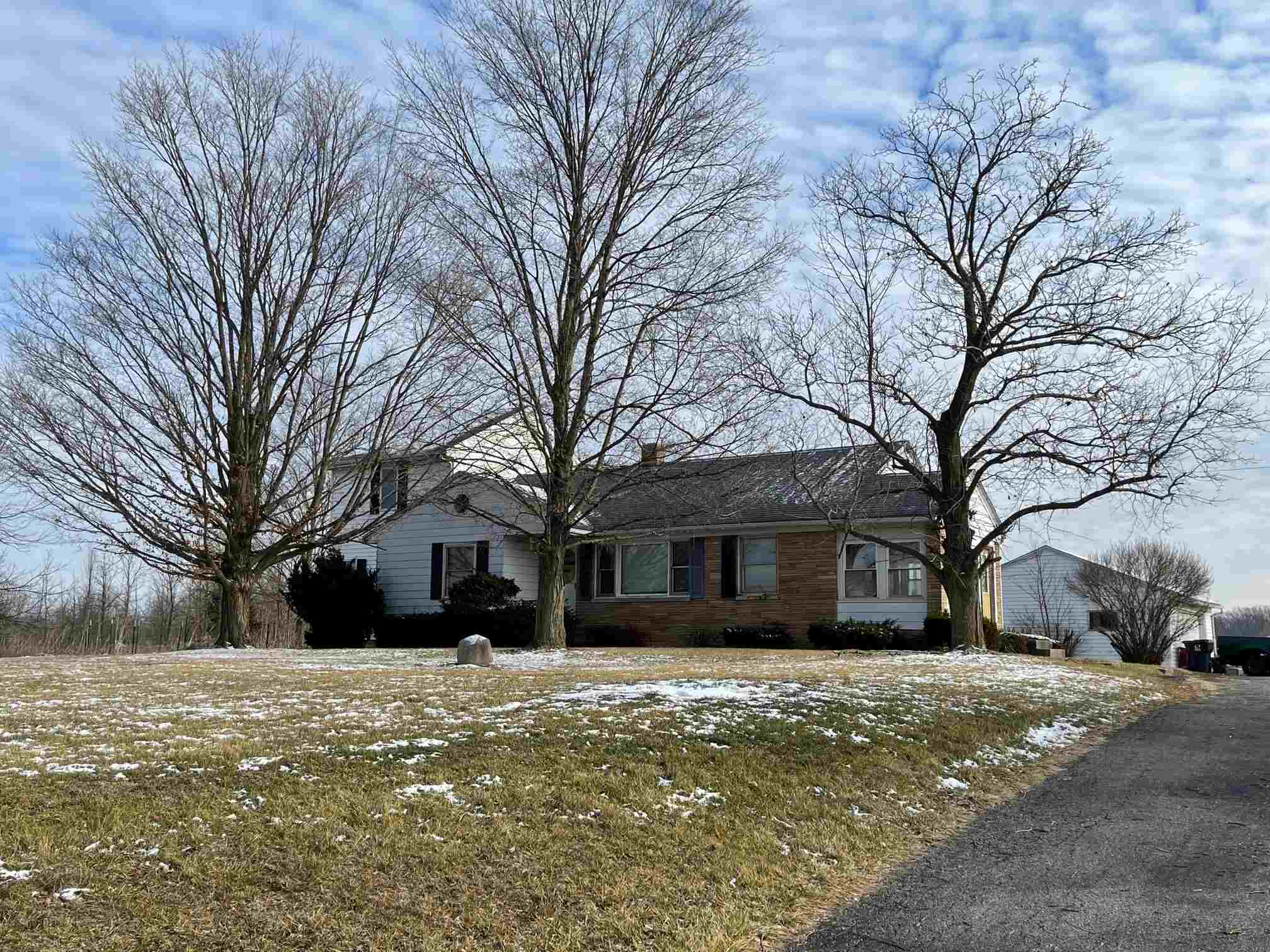 12424 Tonkel Road Fort Wayne, IN 46845 - Photo 2 of 5