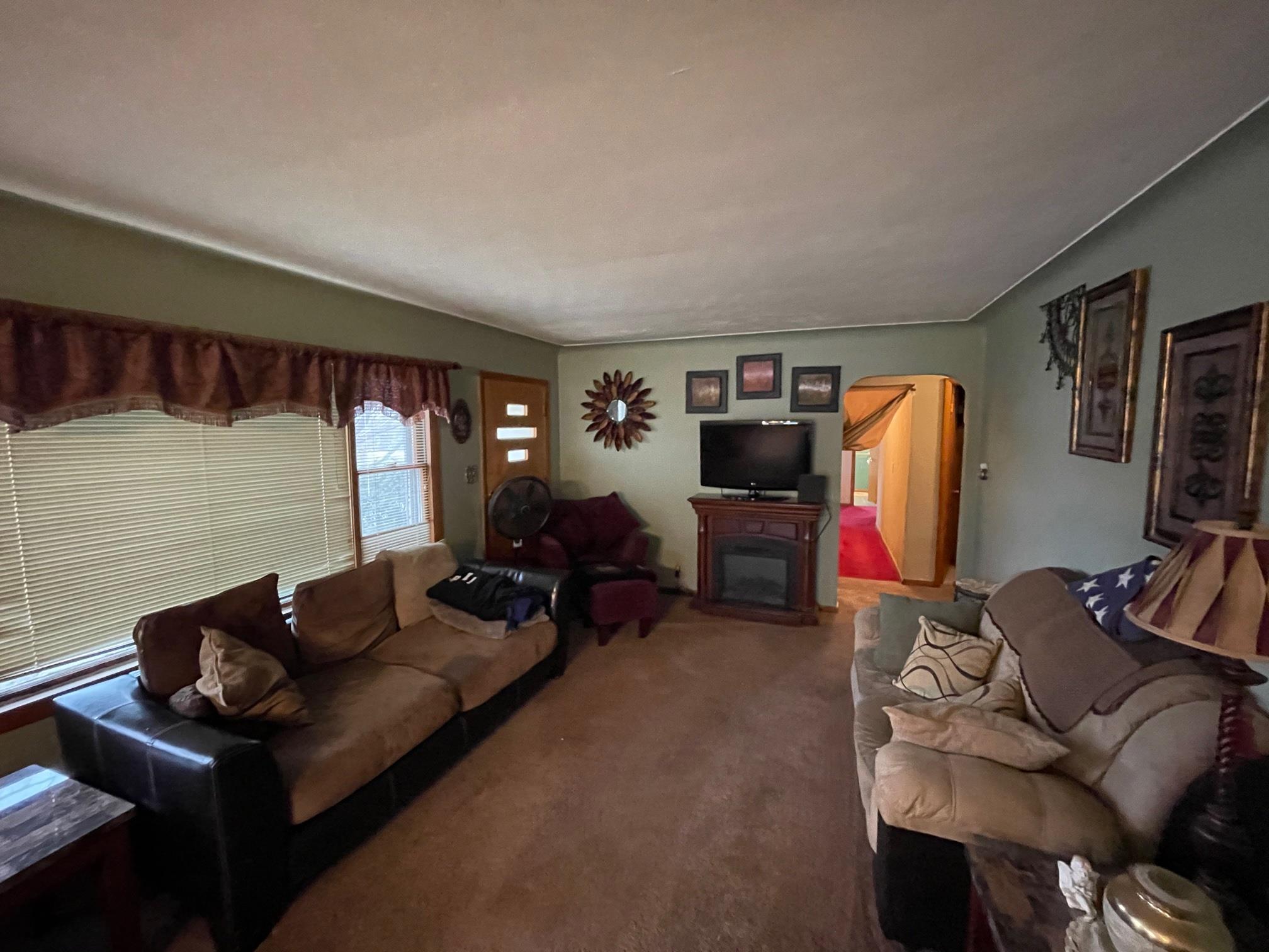 12424 Tonkel Road Fort Wayne, IN 46845 - Photo 3 of 5