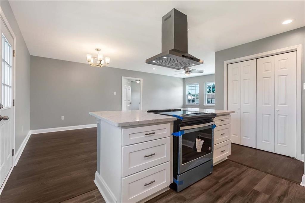 2300 Haring Road Metairie, LA 70001 - Photo 5 of 15 Gallery Image 5